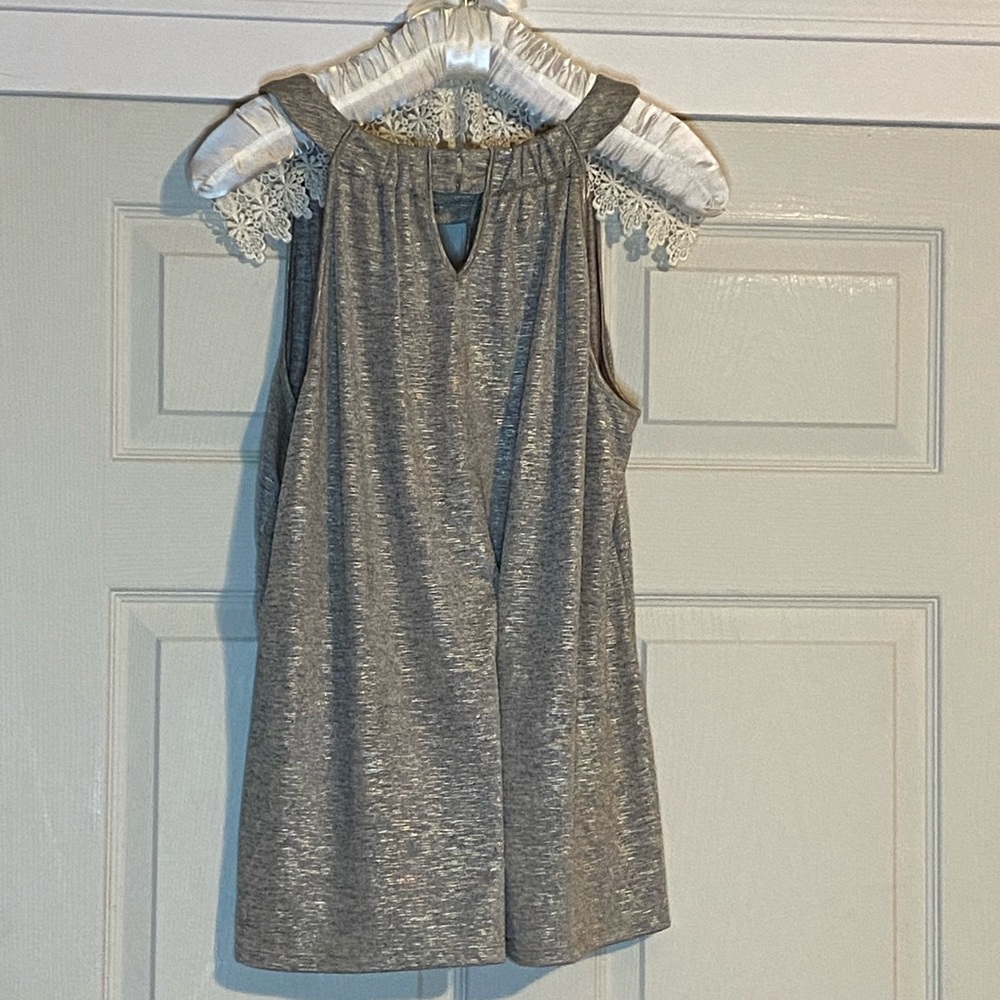 ⭐️INC Sleeveless Metallic Gold Top⭐️